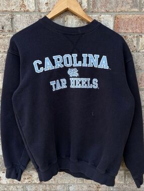 90's Carolina Tar Heels Navy Crewneck Sweatshirt